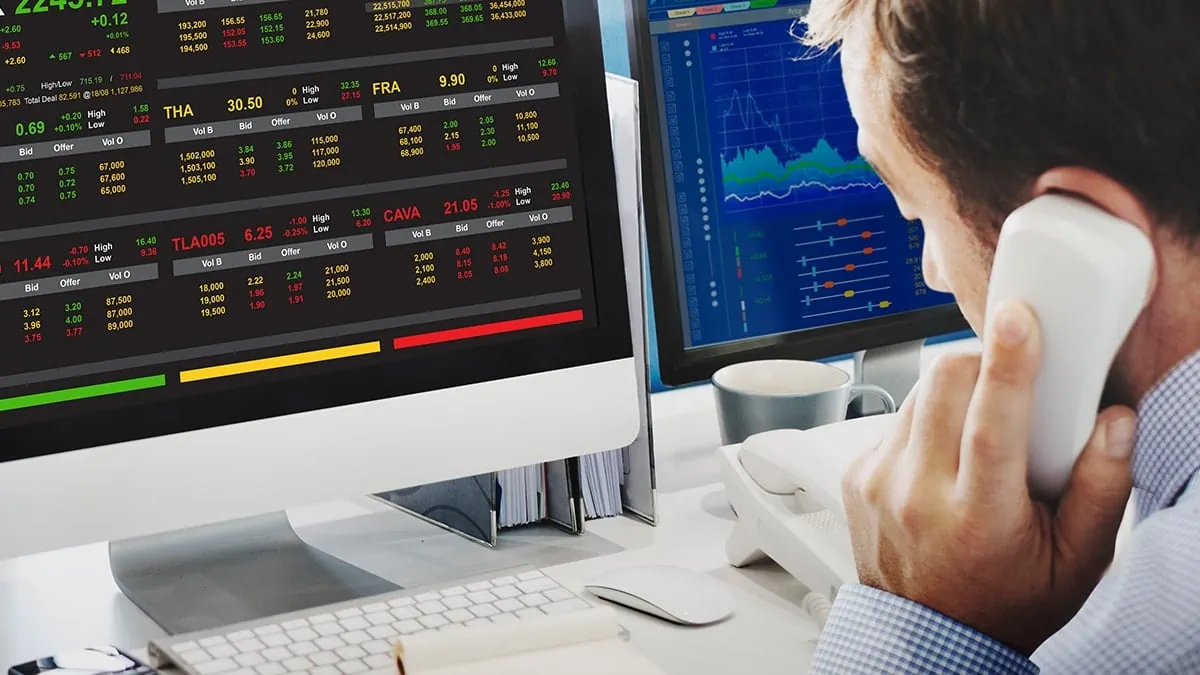 Why Canadian Startups with Global Clients Rely on Forex Brokers for Payment Processing